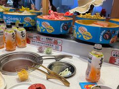 -龍歌自助小火锅(市南金茂湾店)