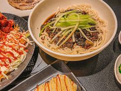 -军硕烤肉·部队火锅(二七万达店)