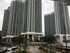 -东荟城名店仓