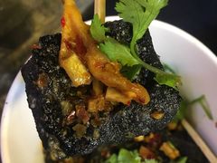 -黑色经典臭豆腐·湖南特产(坡子街店)