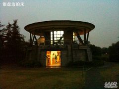-银涛高尔夫练习场(徐泾店)