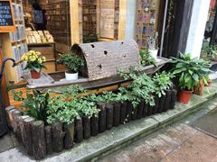 -猫的天空之城概念书店(杭州南宋御街店)