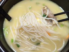 原味过桥米线-滇越乘象云南餐厅(次渠店)
