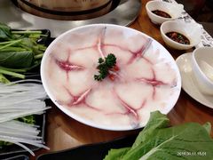 -鱼遇木桶斑鱼火锅(塔湾店)