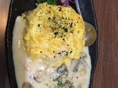 蘑菇鸡肉蛋包饭-犀牛家猪排