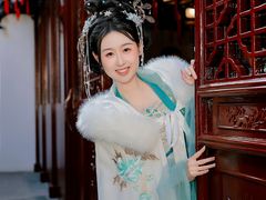 -汉仪华裳汉服馆(豫园店)
