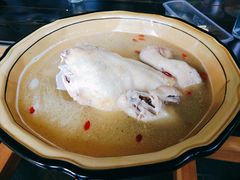 土鸡煲-壹笑茶庄