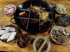 -岗上渣渣老火锅(两路口店)