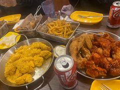 -BHC炸鸡(明洞总店)