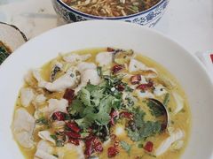 -大城小院饭店(博隆广场虹桥店)
