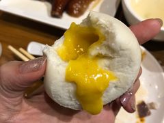 蛋黄流沙包-南拳十三姨·潮汕砂锅粥(世纪金源店)