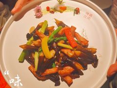 鸡枞菌爆爽肉-馋遇江南·精致湖景雅宴(东方之门店)