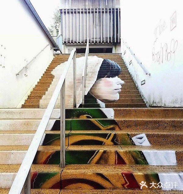 当楼梯与艺术结合，你会爱上它[爱心]
