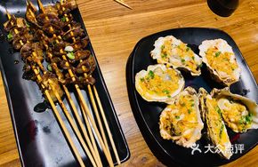 Garlic Steamed Oysters (Half Dozen)