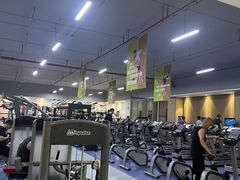 -英派斯健身游泳馆