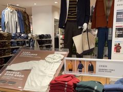 -优衣库(哈尔滨中央大街店)