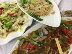 -覃记海鲜美食餐厅