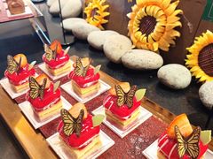 -咖啡苑自助餐厅·中国大饭店