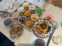 -轻蔬不用等·素食(江苏路店)