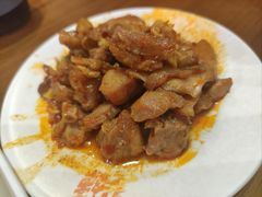 -爆炸头阿姨小四川正宗川味小吃(无任何分店)