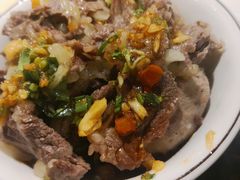 吊龙伴-八合里牛肉火锅(新洲店)