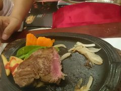 西冷牛排-爱丽丝牛排西餐厅(光谷步行街店)