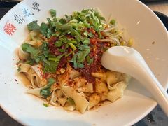 -鼎义丰功夫面(星光大道店)