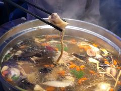 -千岛蚝高压锅生蚝·人参火锅(白云万达店)