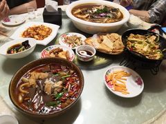 -阿三鱼头泡饼·家常菜