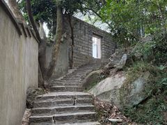 -石峰岩寺