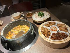 野生菌石锅土鸡-蘑界·野生菌火锅(深业上城店)