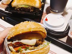 -The Habit Burger Grill 哈比特汉堡(复兴soho店)