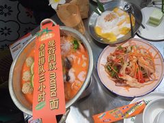 -小小集渔·泰式大排档(太古里香槟店)