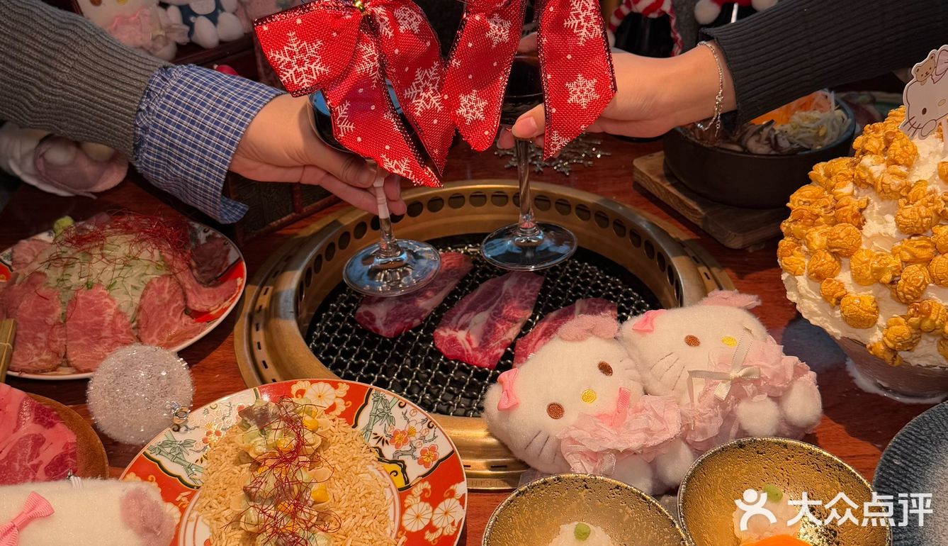 万象城！！限定Hellokitty🎀圣诞烤肉