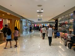 -东荟城名店仓