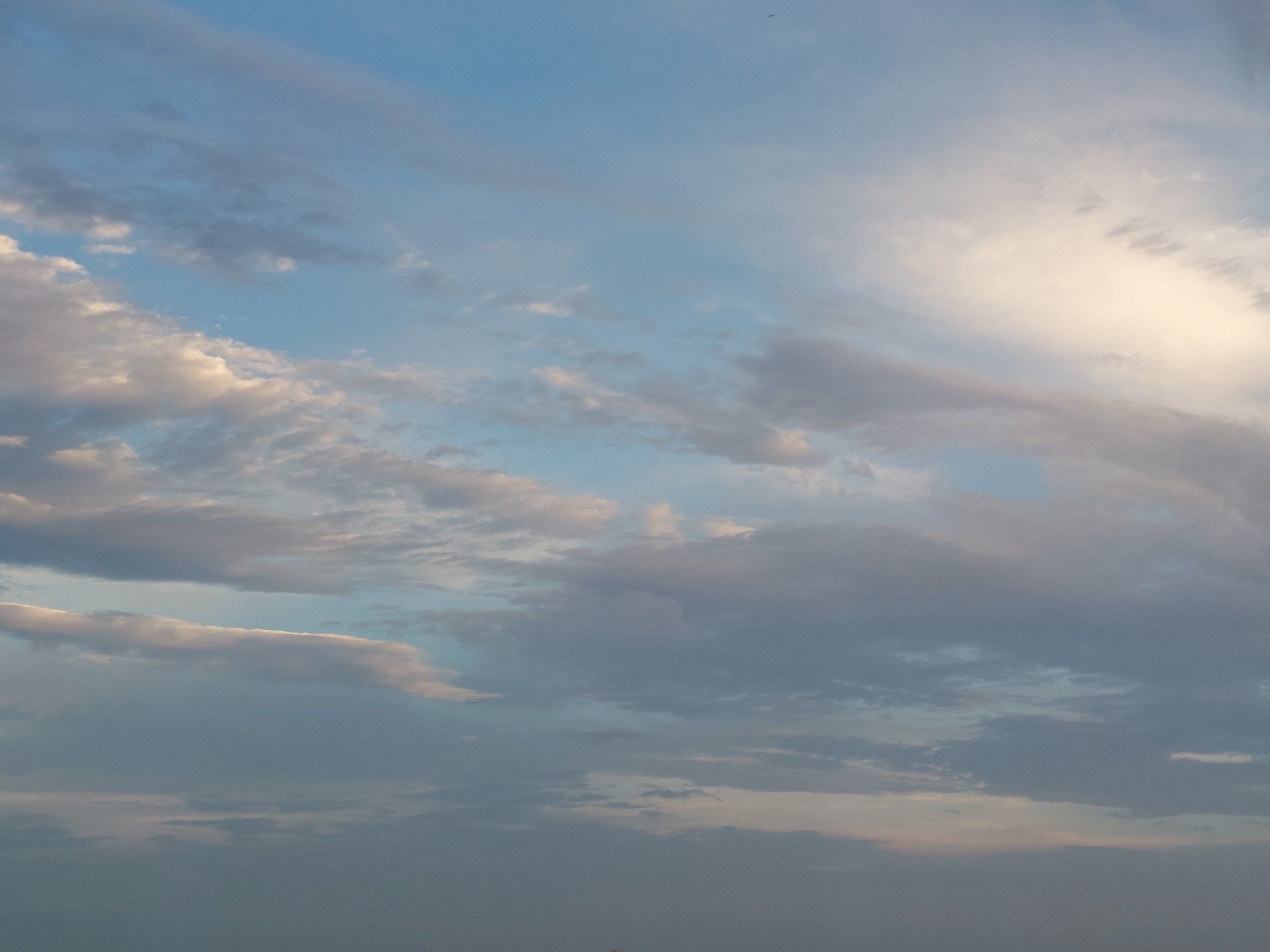 傍晚的天空色彩斑斓