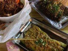 -凤凰路何眼镜香辣蟹(花果园店)