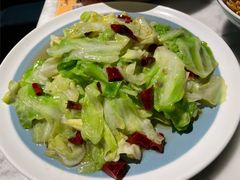 手撕圆白菜-懒人盐府人家(航天桥店)