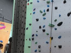 -蓝天攀岩-青少年训练(罗湖益田假日广场店)