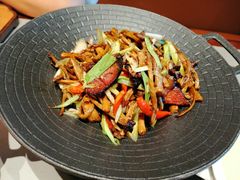 腊味干锅茶树菇-四川饭店(长白店)