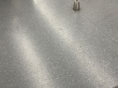 -建设三路(地铁站)