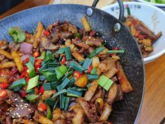 -富正毅三下锅·湘西韵味(天门山索道店)