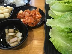 -肉甲韩国木炭烤肉(新壹街1店)