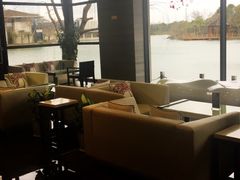 -上海怡沁园度假酒店