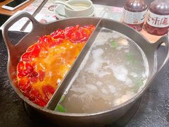 草本鸳鸯锅-盡膳口福跷脚牛肉火锅(晶耀前滩店)