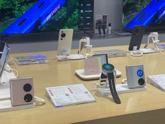 -华为授权体验店(中山公园来福士)