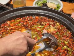 -小饕荟雅安贡椒鱼鲜馆(广福桥店)