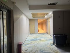 -鹏城丽景酒店(华强北红岭地铁站店)