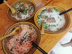 -肇兴特色牛肉粉