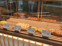 面包甜点陈列柜-木子木水日式烫面包(世界城光谷店)